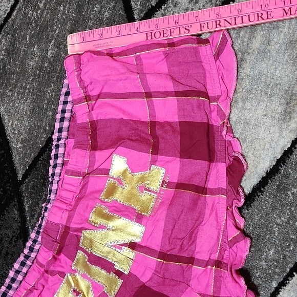 VINTAGE VS PINK METALLIC GOLD SHINE RHINESTONES RUFFLED 2008 SLEEP SHORTS - Picture 3 of 13